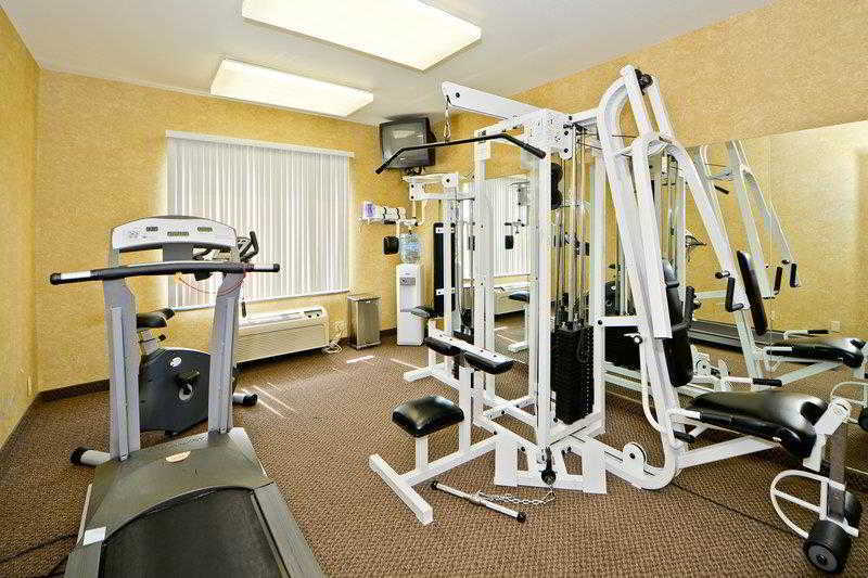 Best Western Penn-Ohio Inn & Suites Hubbard Экстерьер фото